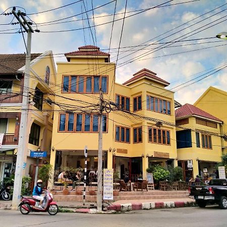 Hôtel Ban Mae Boonthong à Lampang Extérieur photo